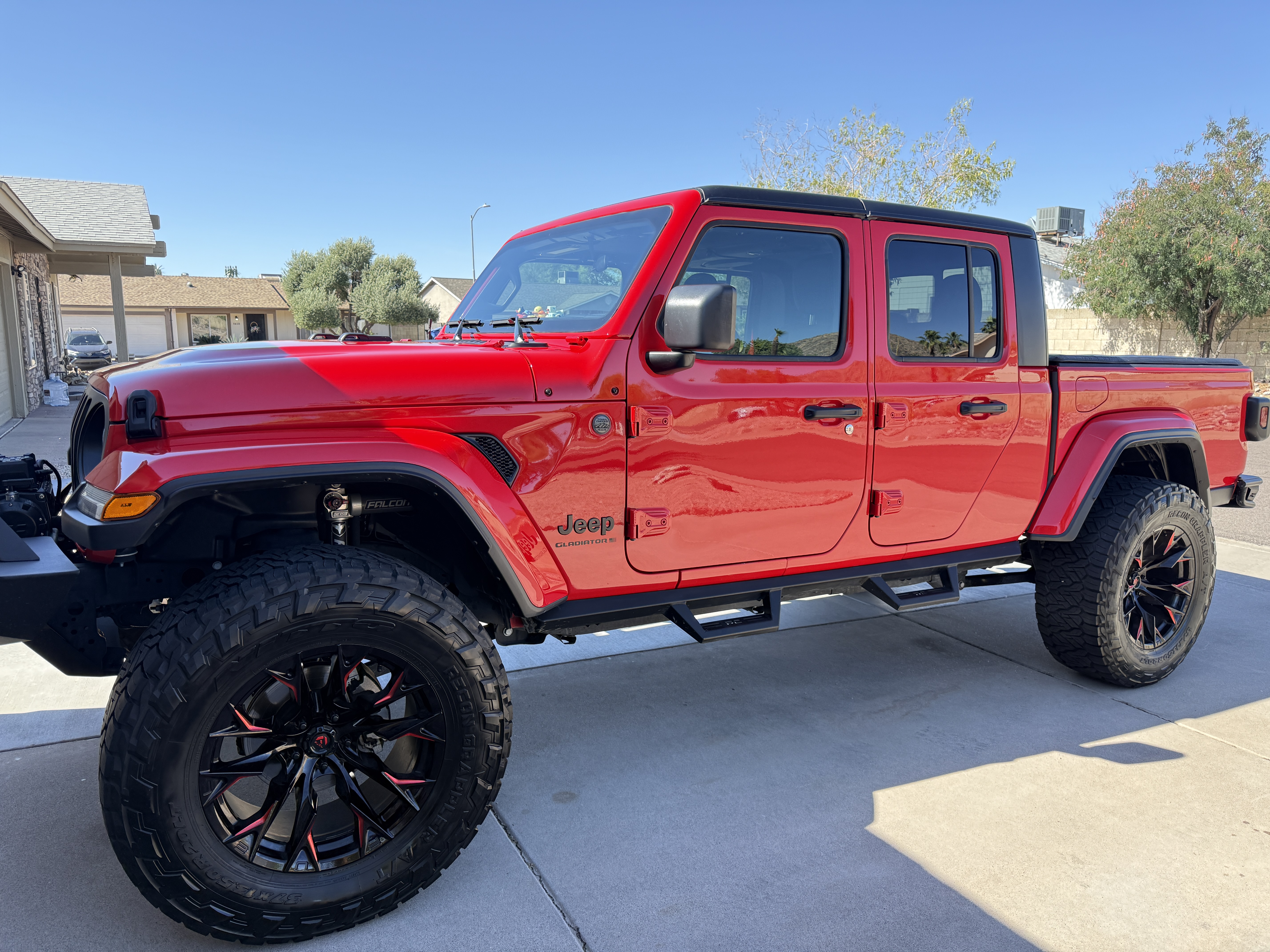 2023 Jeep Gladiator - 2