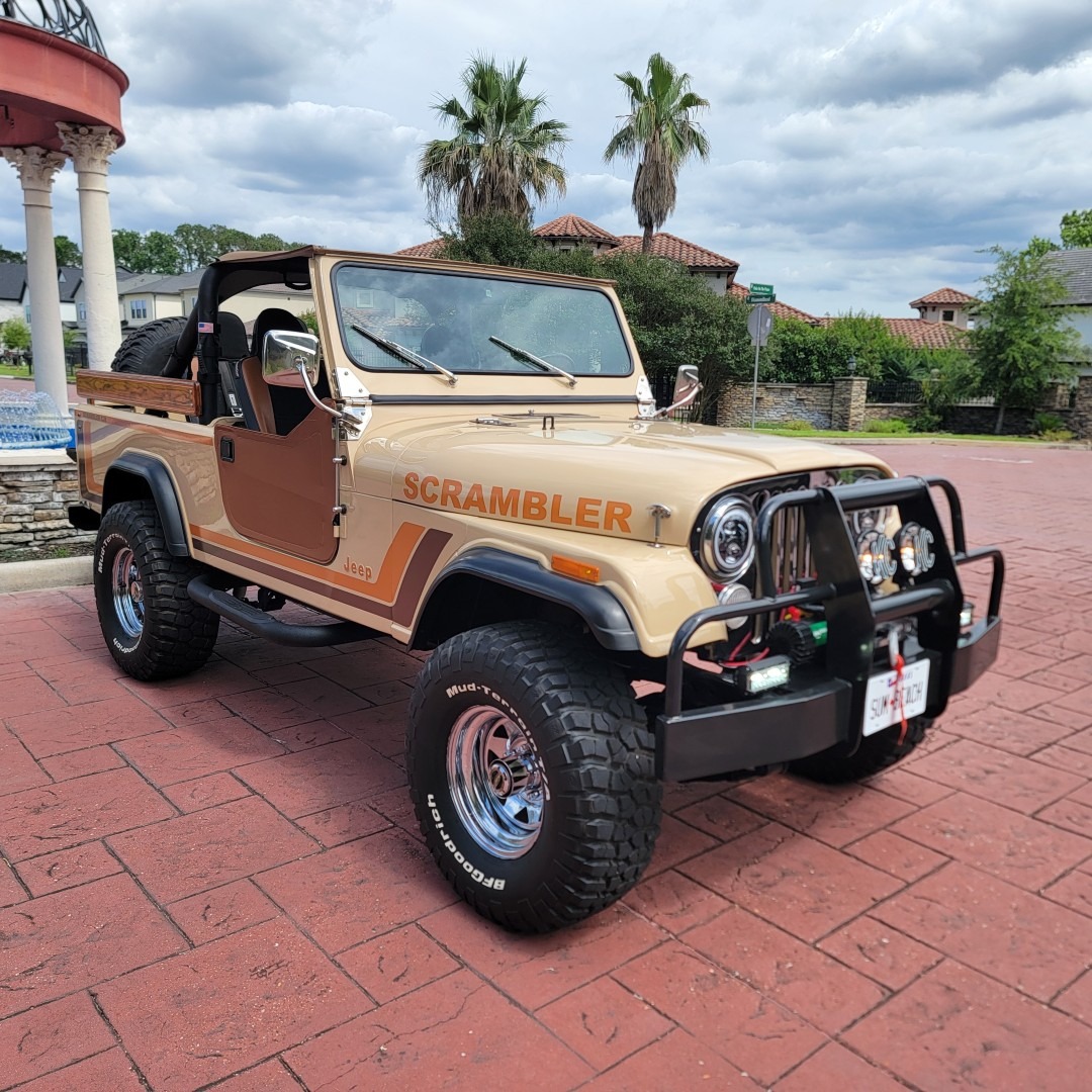  Jeep CJ-8 Scrambler