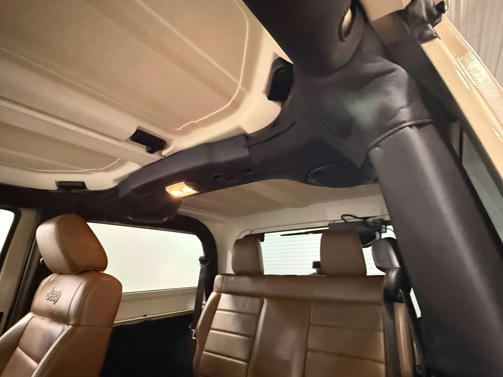 2011 Jeep Wrangler Sahara