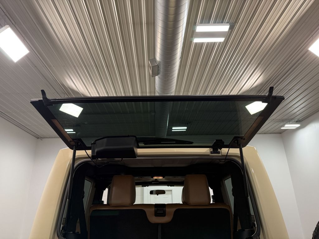 2011 Jeep Wrangler Sahara