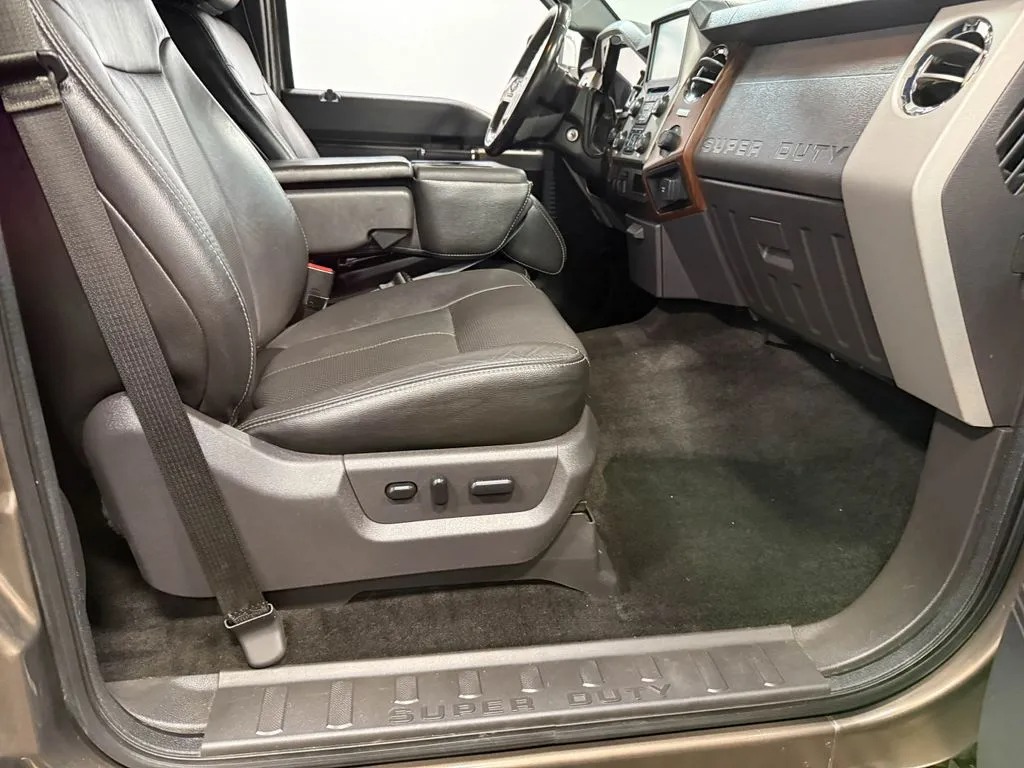 2015 Ford F-250 Super Duty Lariat