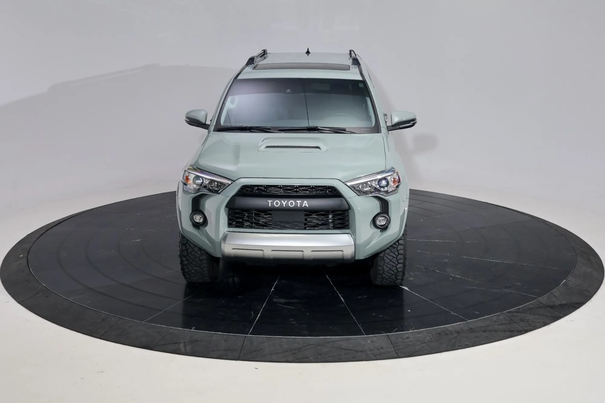 2023 Toyota 4Runner TRD Off Road Premium XP Predator - 3