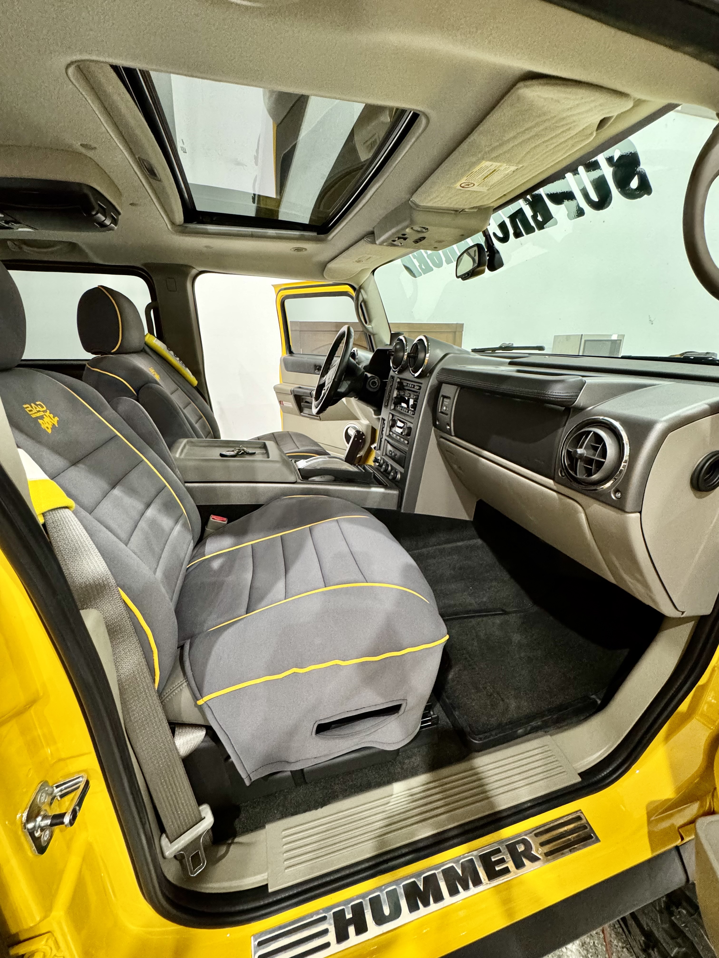 4k-Mile 2003 HUMMER H2