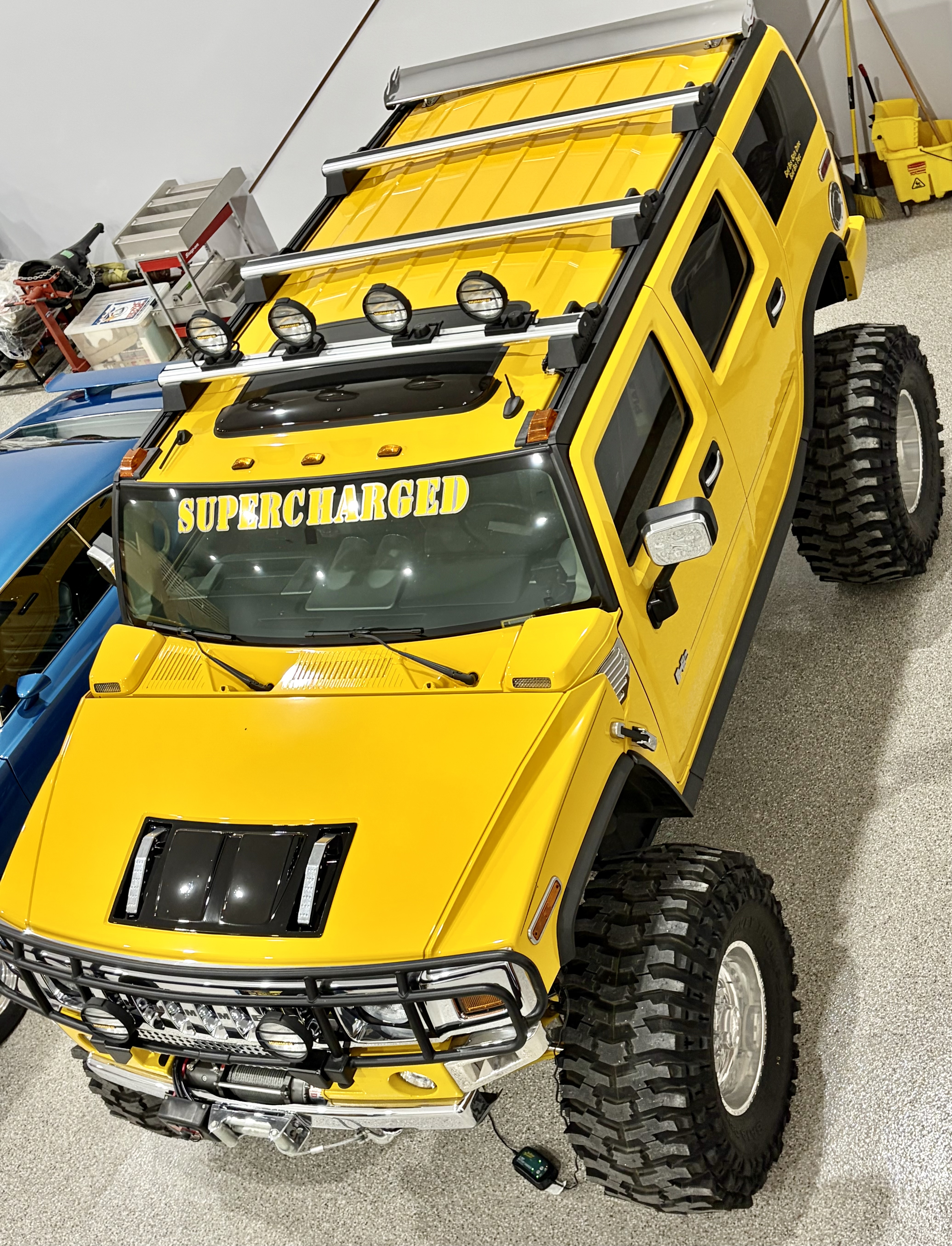 4k-Mile 2003 HUMMER H2 - 3