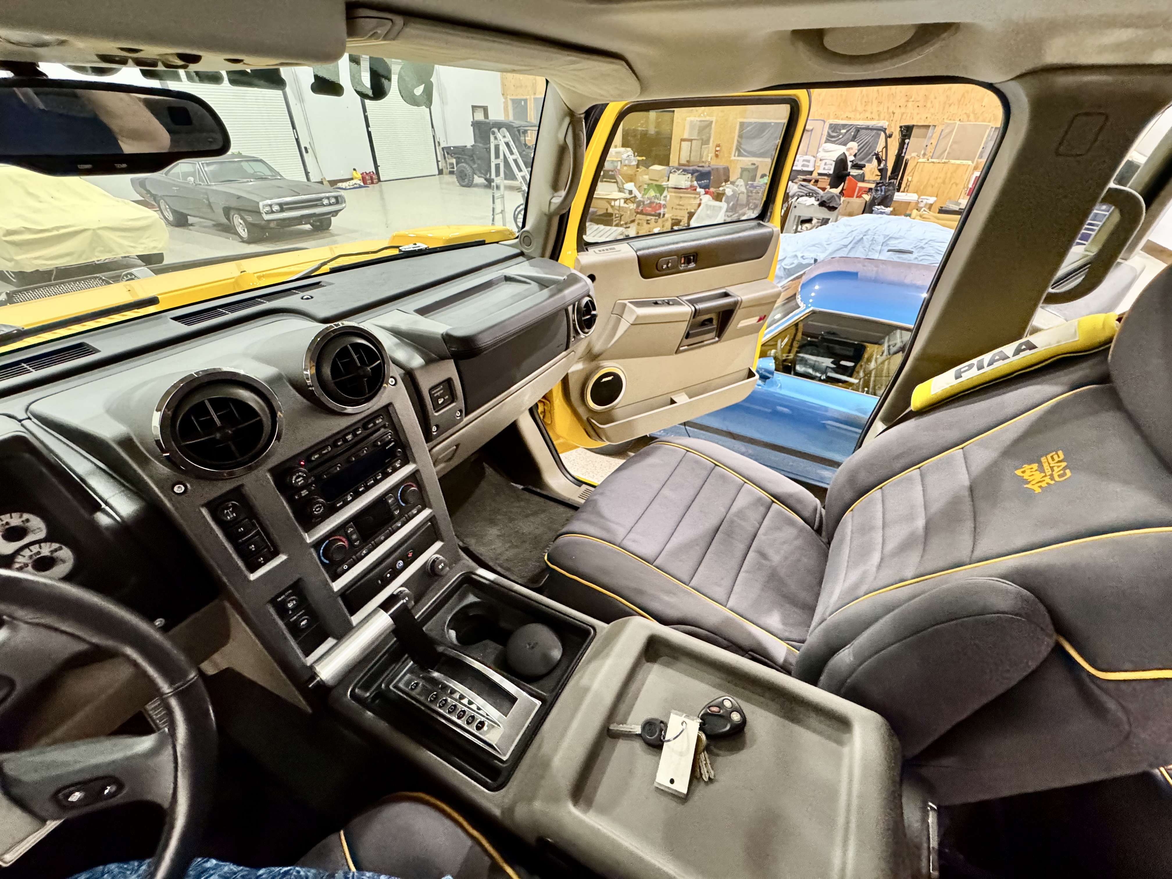 4k-Mile 2003 HUMMER H2