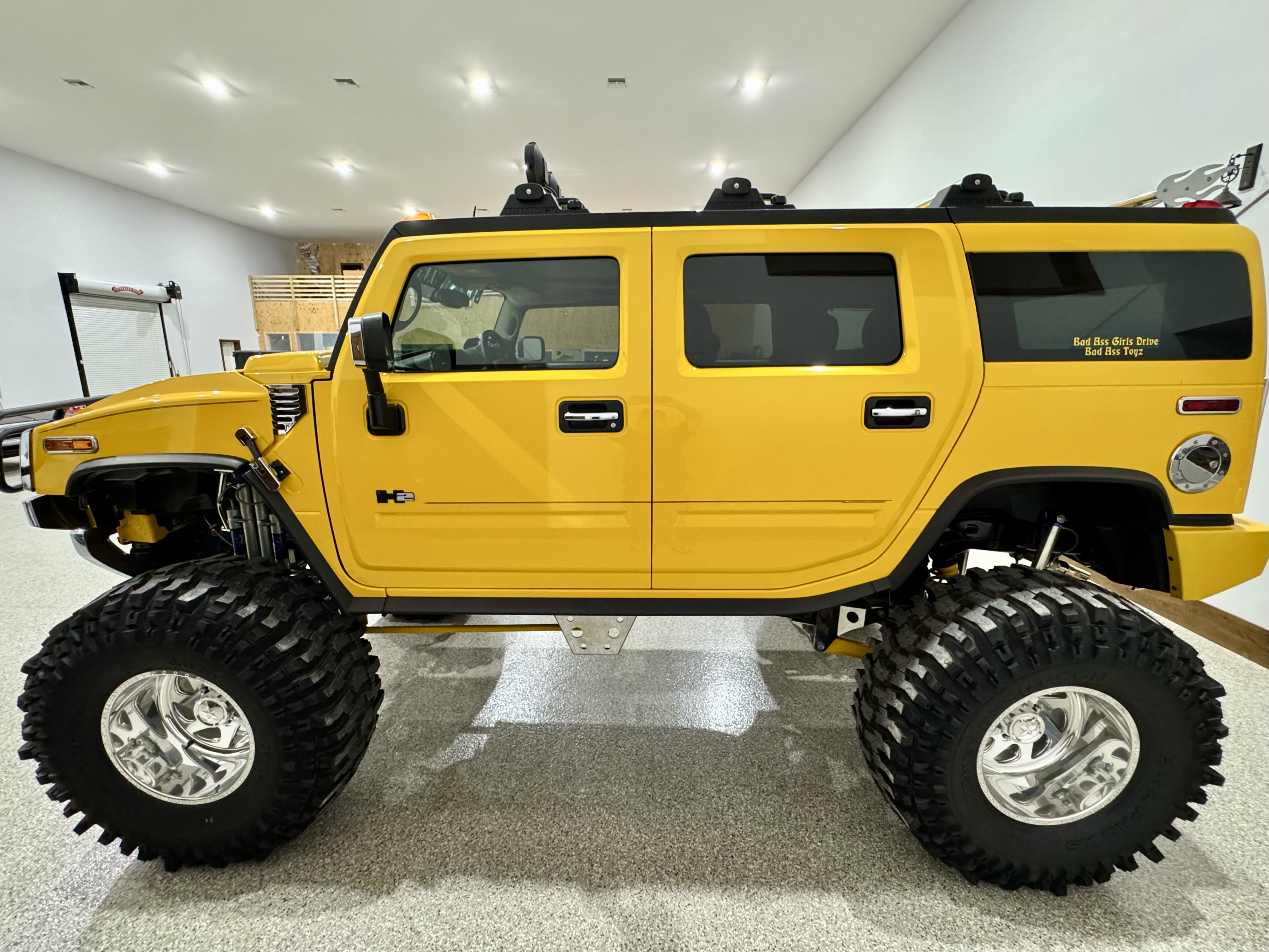 4k-Mile 2003 HUMMER H2