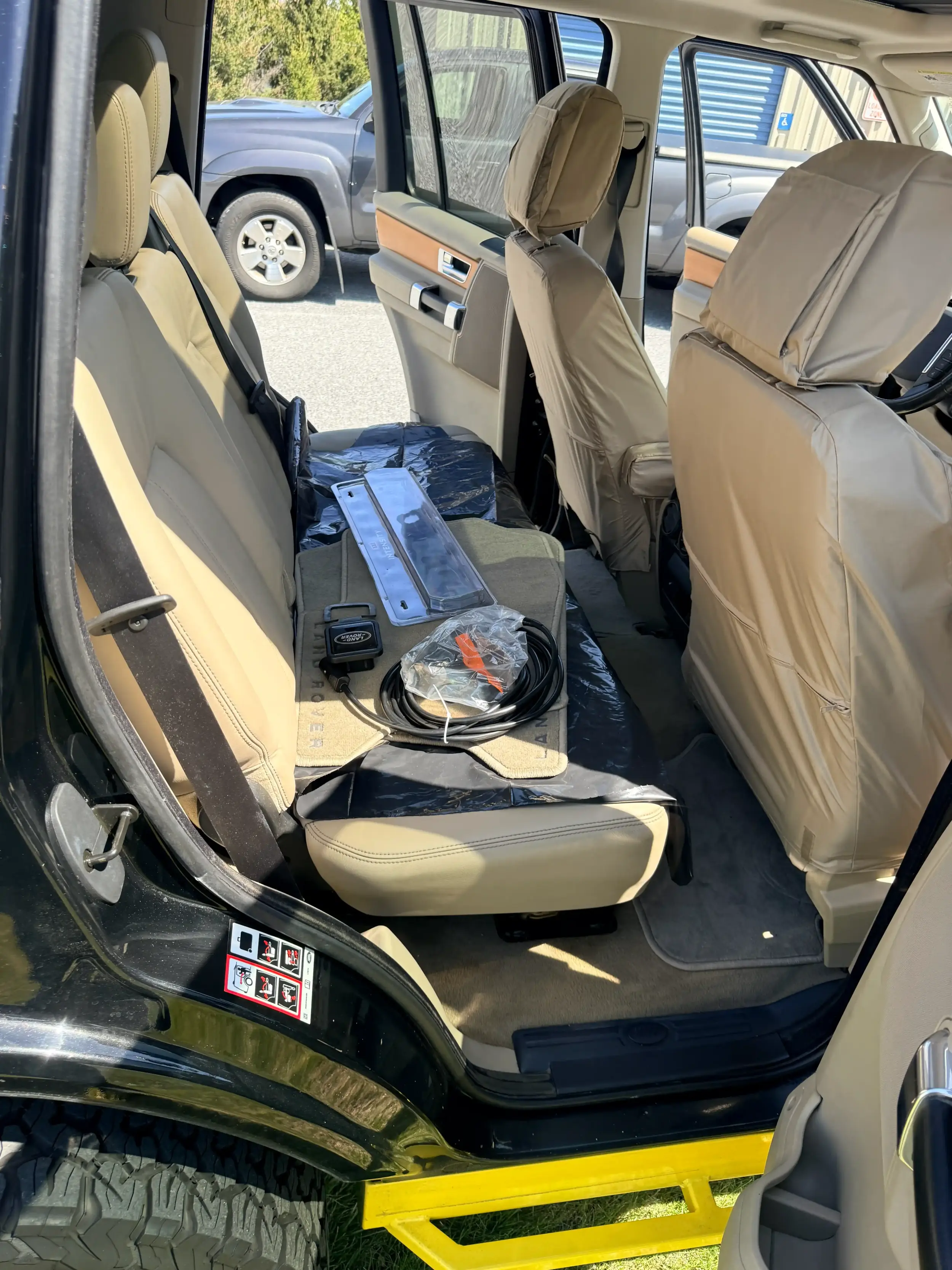 2010 Land Rover LR4 - 4