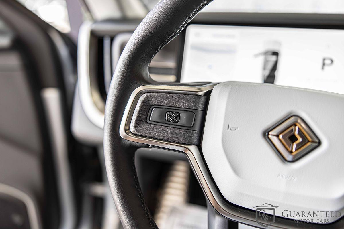 2024 Rivian R1S Adventure
