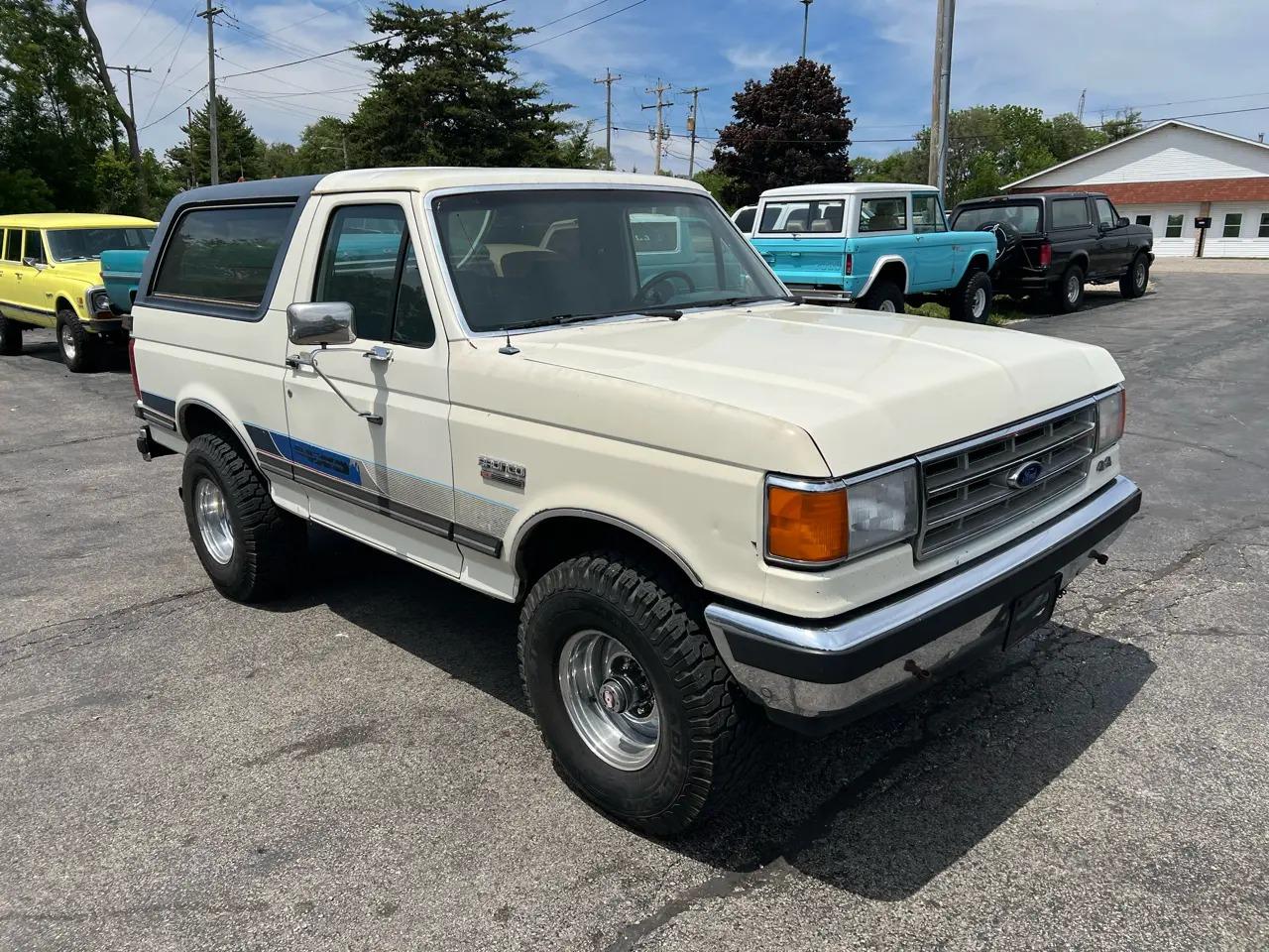  Ford Bronco