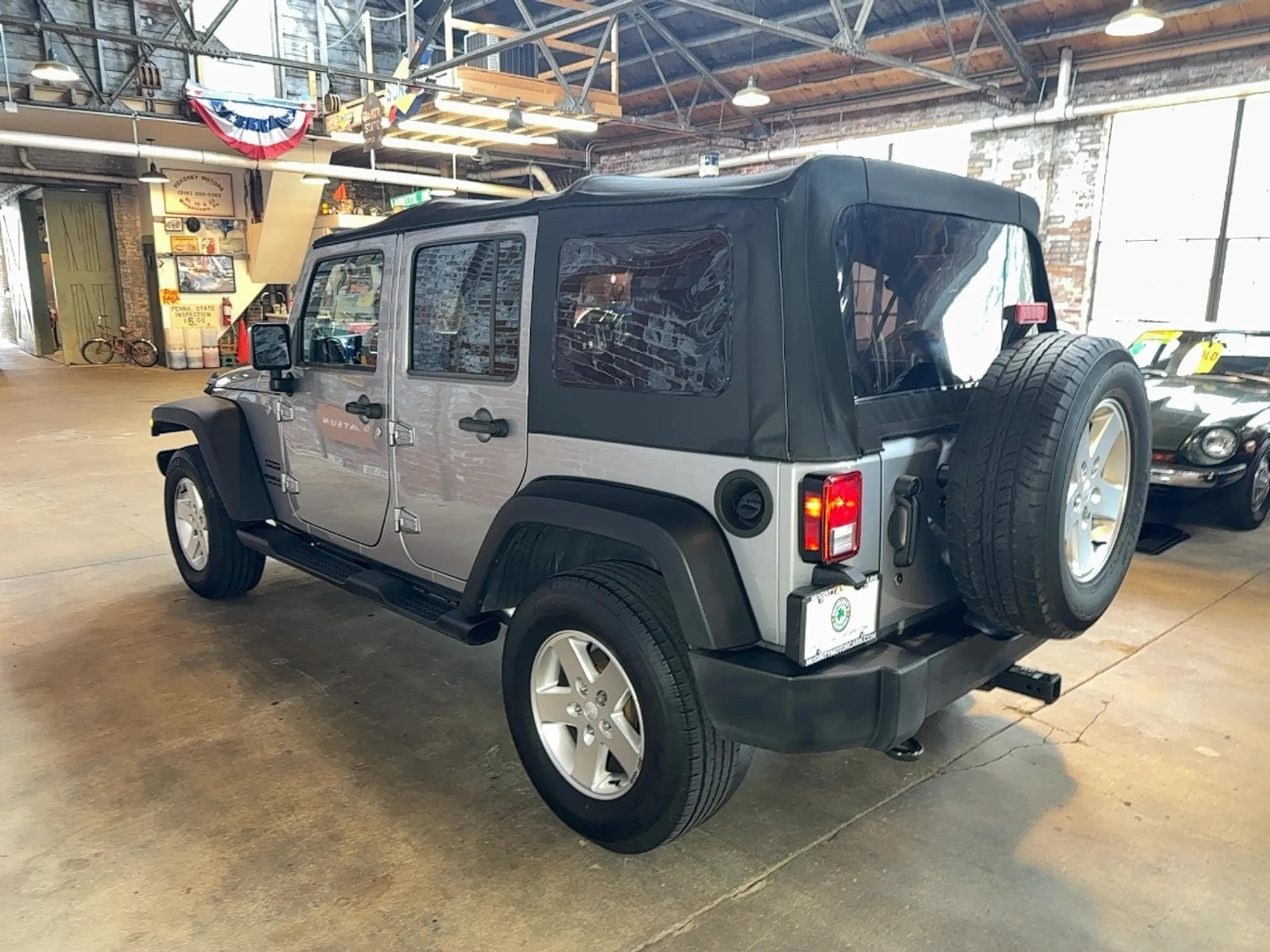 2013 Jeep Wrangler Unlimited Sport - 5