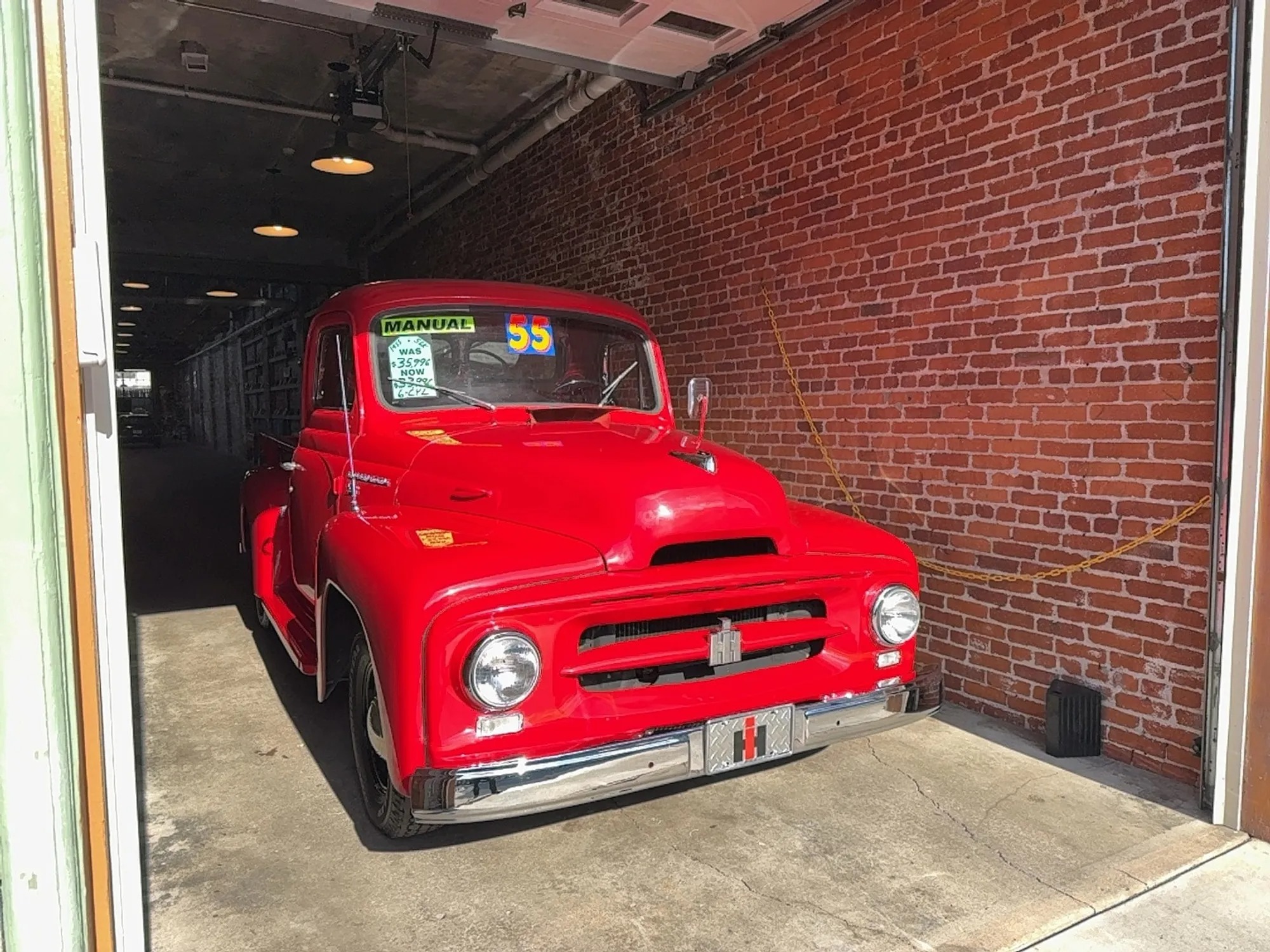 1955 International R-100