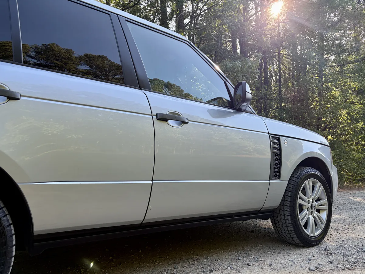 2011 Land Rover Range Rover HSE Lux