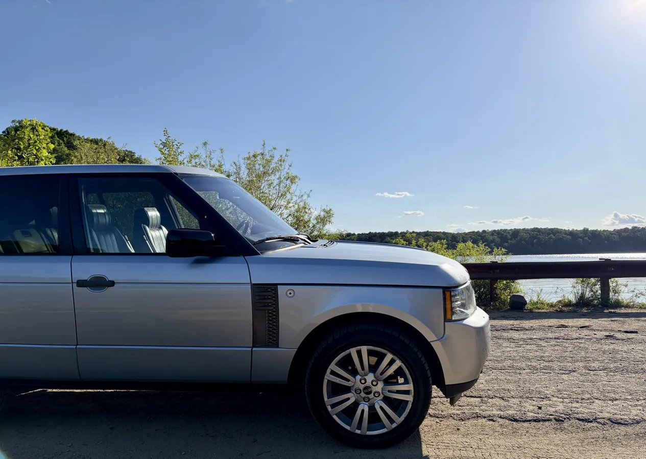 2011 Land Rover Range Rover HSE Lux