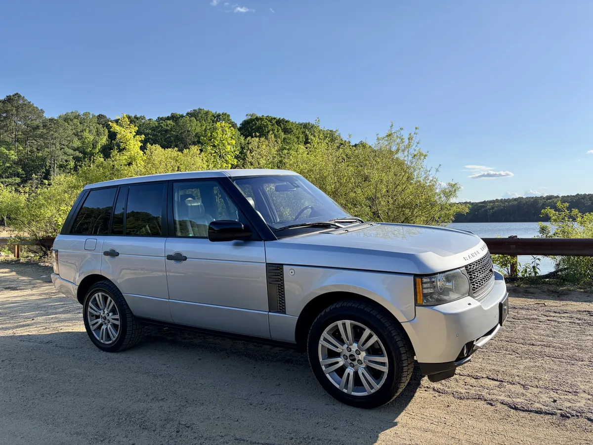 2011 Land Rover Range Rover HSE Lux