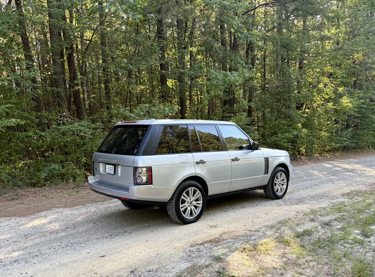 2011 Land Rover Range Rover HSE Lux