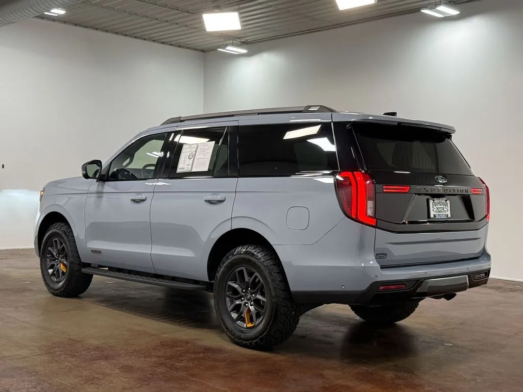 2025 Ford Expedition Tremor