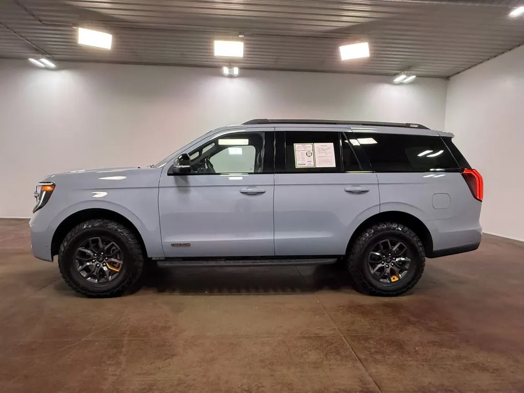 2025 Ford Expedition Tremor - 2