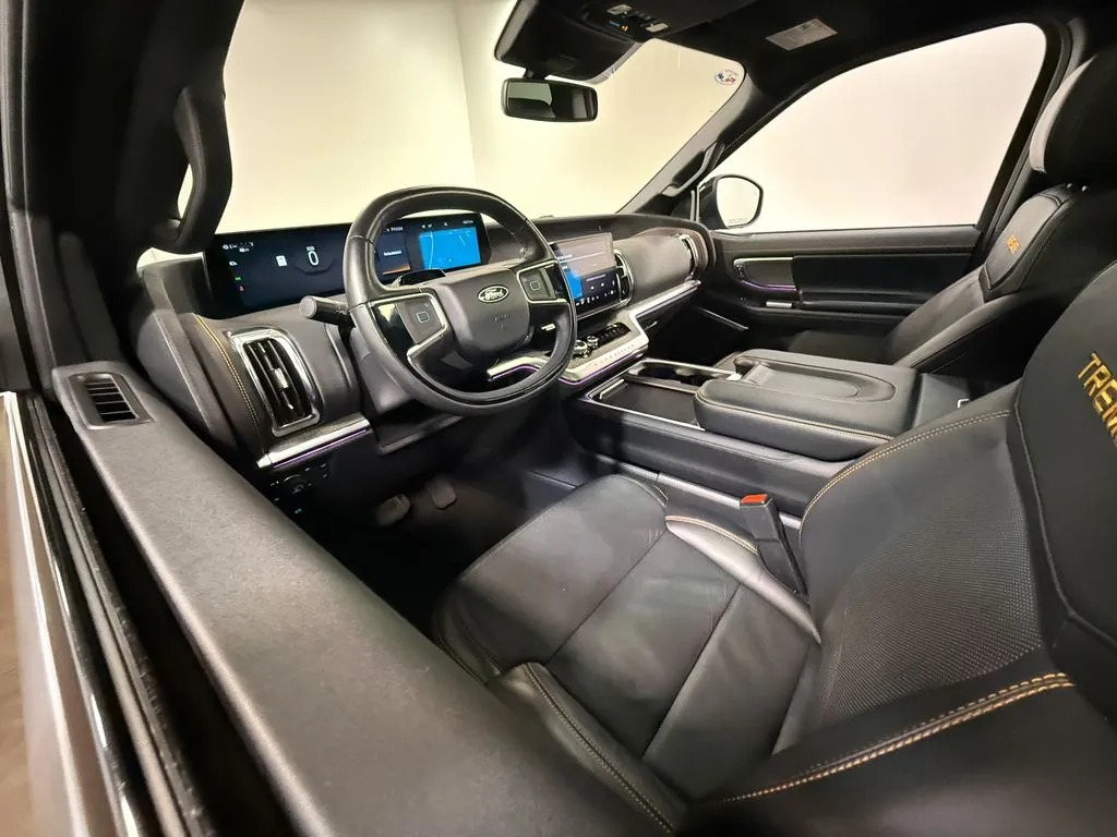 2025 Ford Expedition Tremor