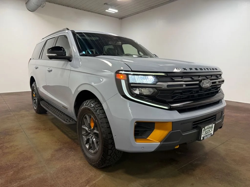 2025 Ford Expedition Tremor