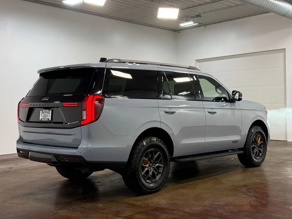 2025 Ford Expedition Tremor - 3