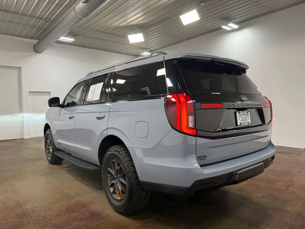 2025 Ford Expedition Tremor