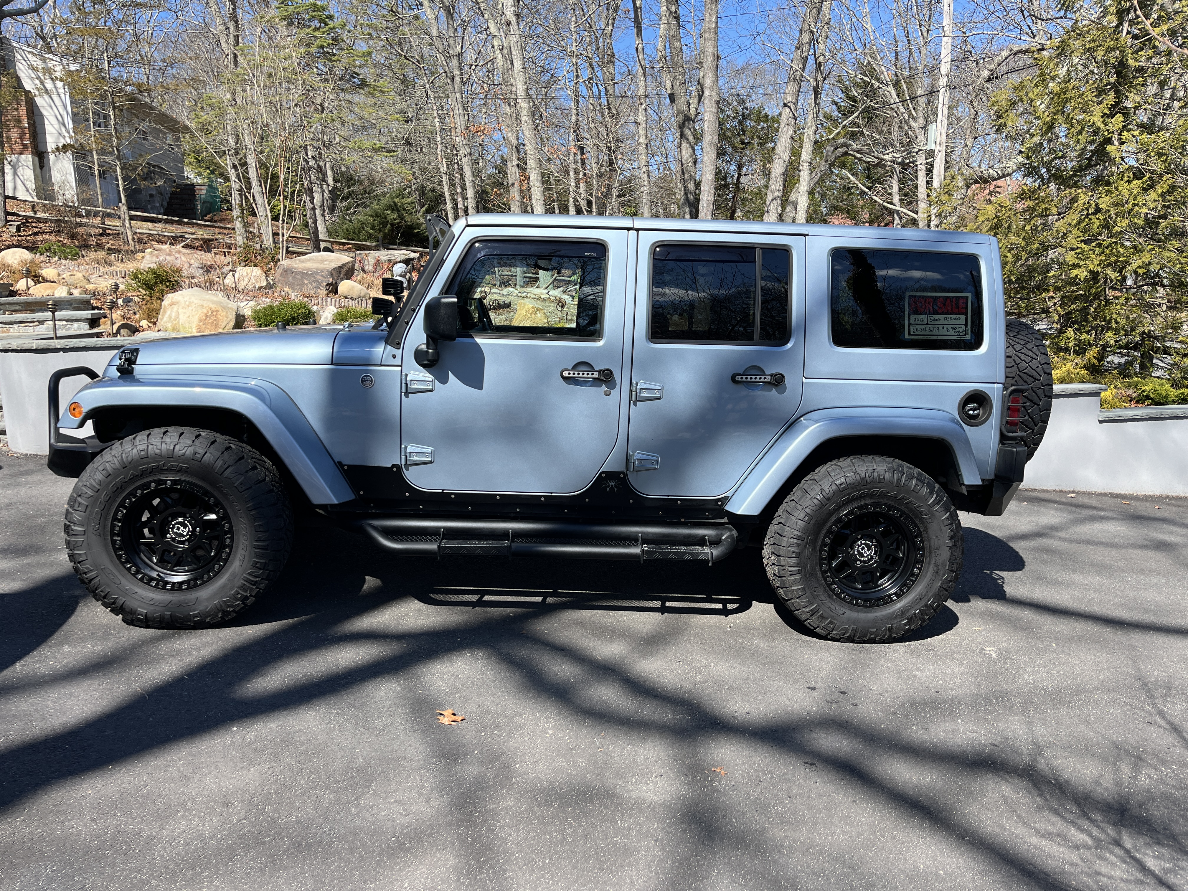2012 Jeep Wrangler Sahara - 4
