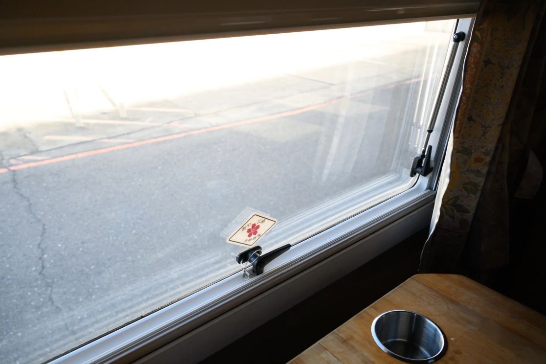 1999 Mitsubishi Strada Camper