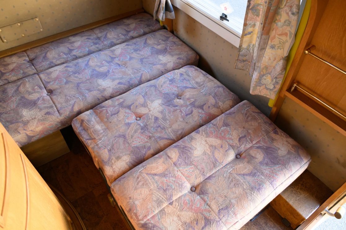 1999 Mitsubishi Strada Camper
