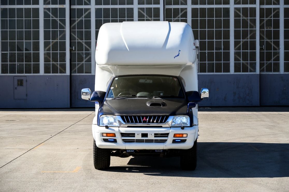 1999 Mitsubishi Strada Camper