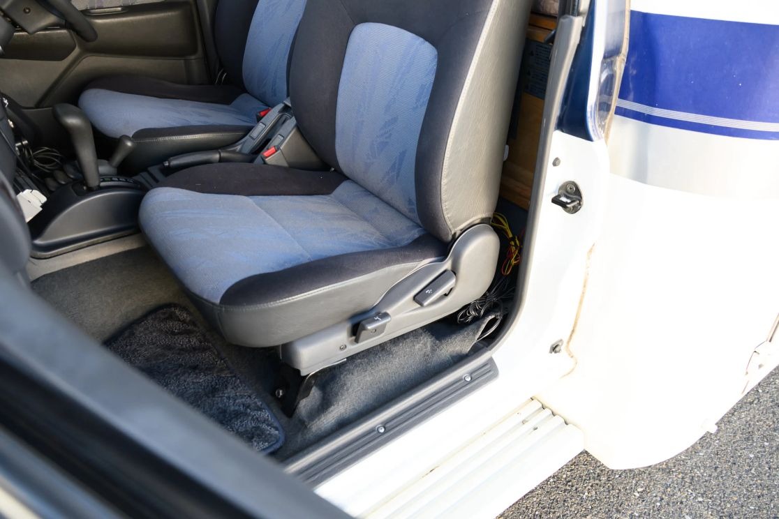 1999 Mitsubishi Strada Camper
