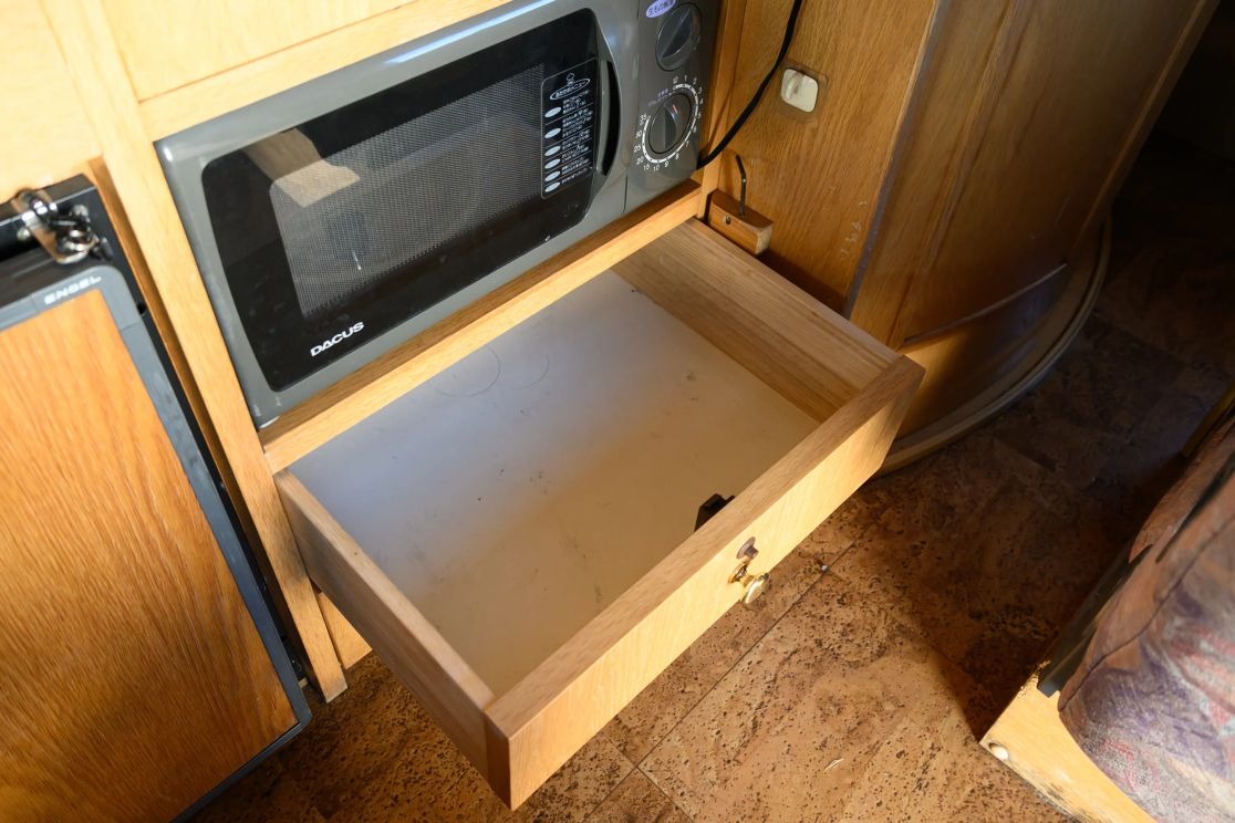 1999 Mitsubishi Strada Camper