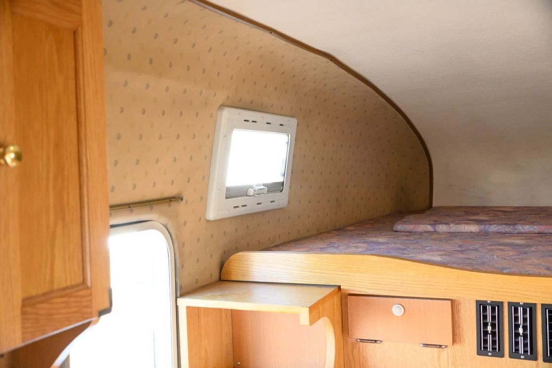 1999 Mitsubishi Strada Camper