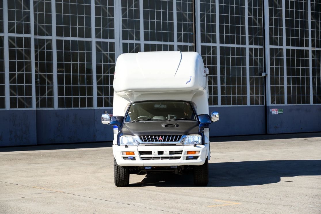 1999 Mitsubishi Strada Camper