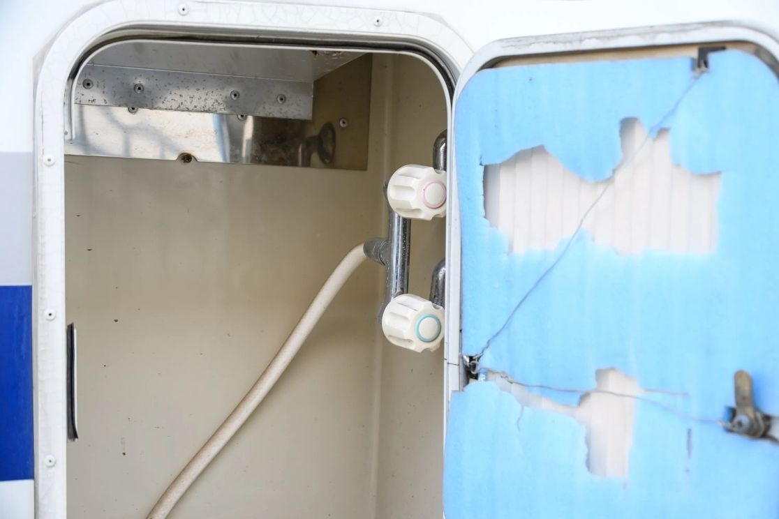 1999 Mitsubishi Strada Camper
