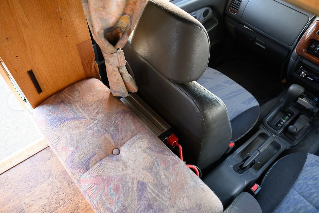 1999 Mitsubishi Strada Camper