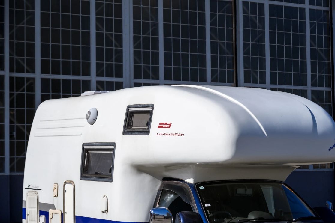 1999 Mitsubishi Strada Camper