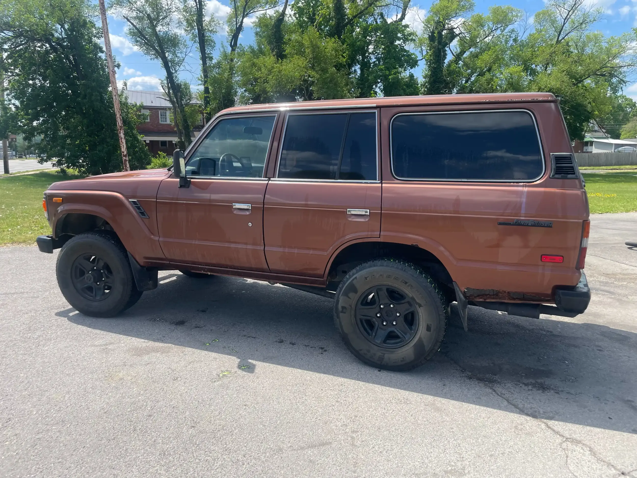 LS-Powered 1982 Toyota Land Cruiser FJ60 - 5