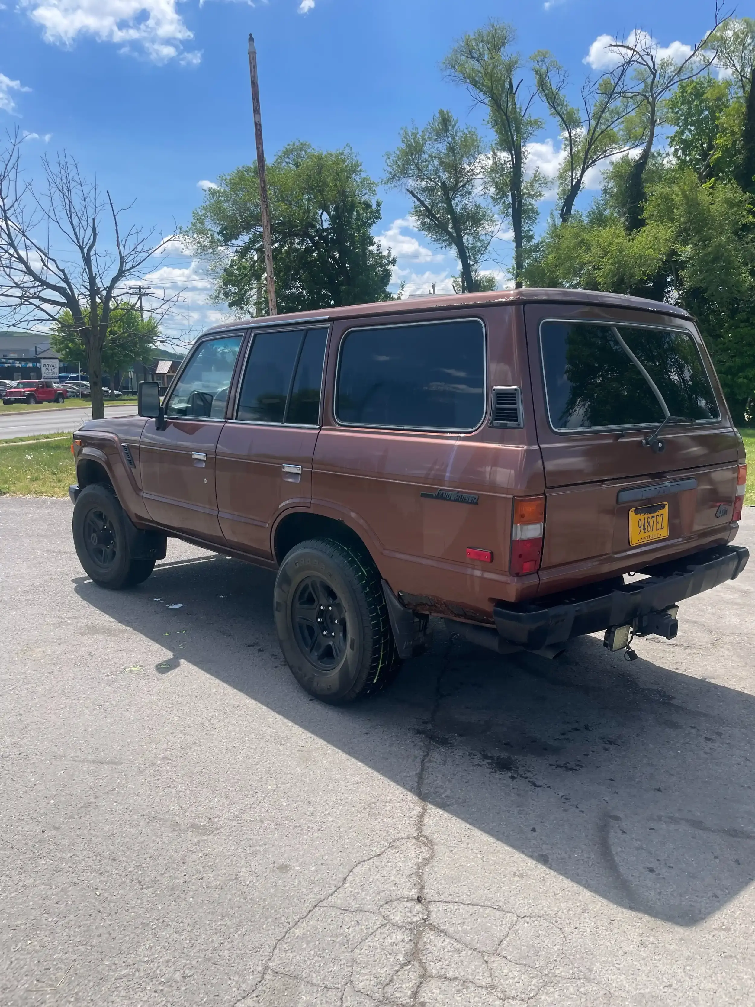 LS-Powered 1982 Toyota Land Cruiser FJ60