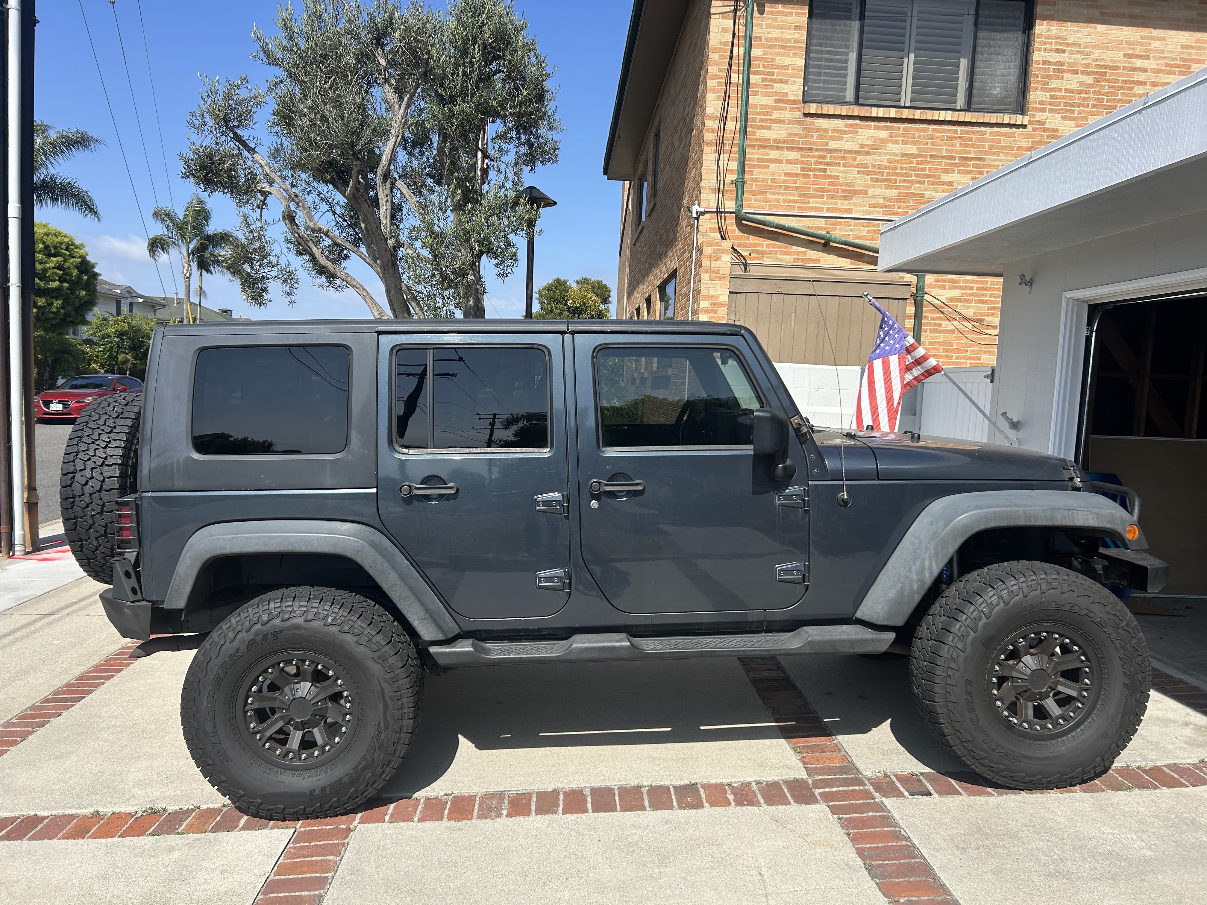 2008 Jeep Wrangler Unlimited X - 2