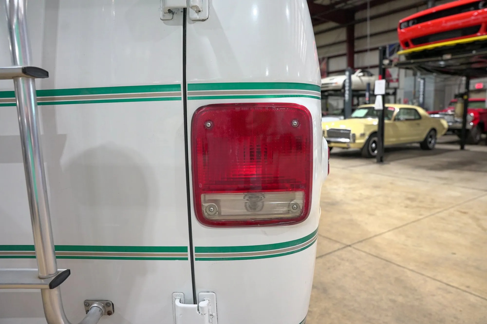 1993 GMC Vandura 2500 Auto Form Conversion Van