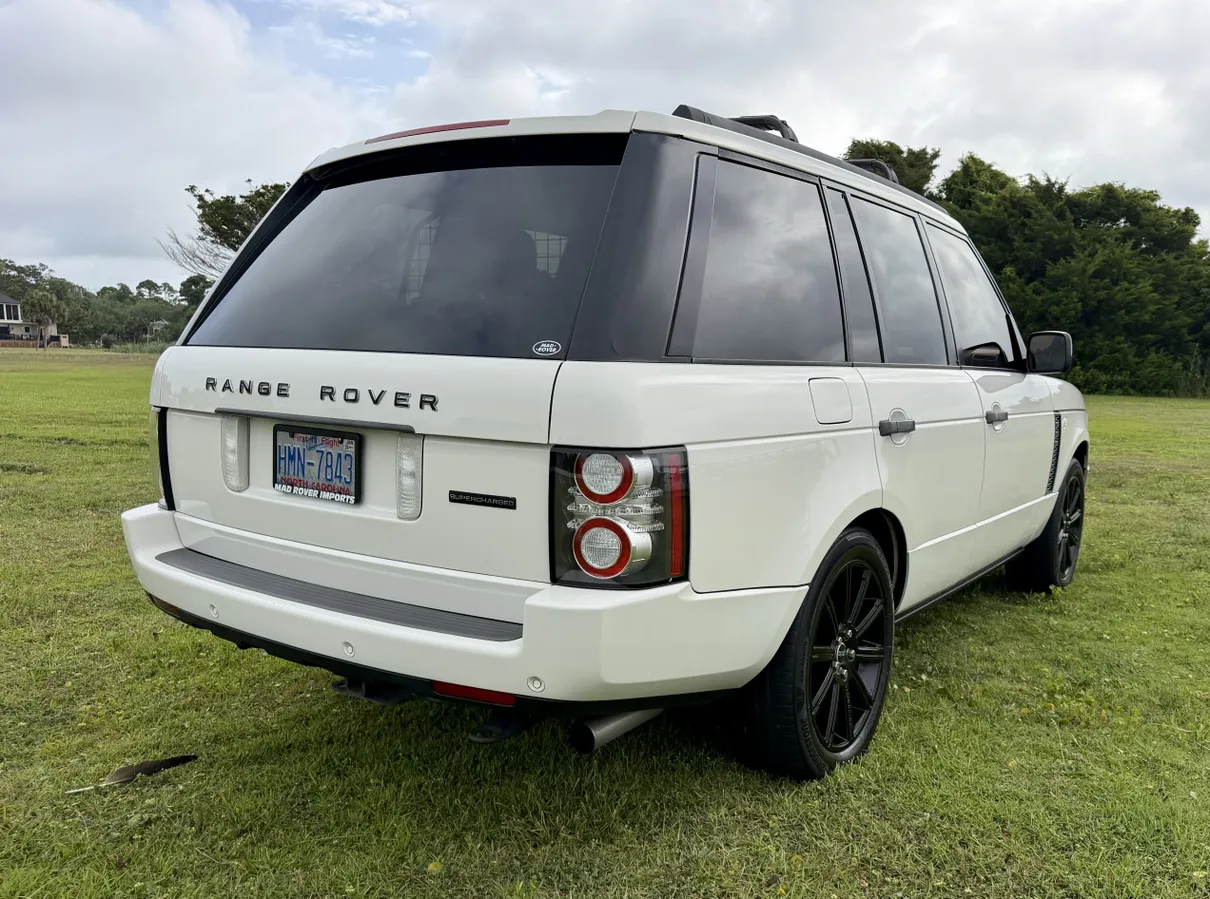 2010 Range Rover Supercharged HSE Luxury