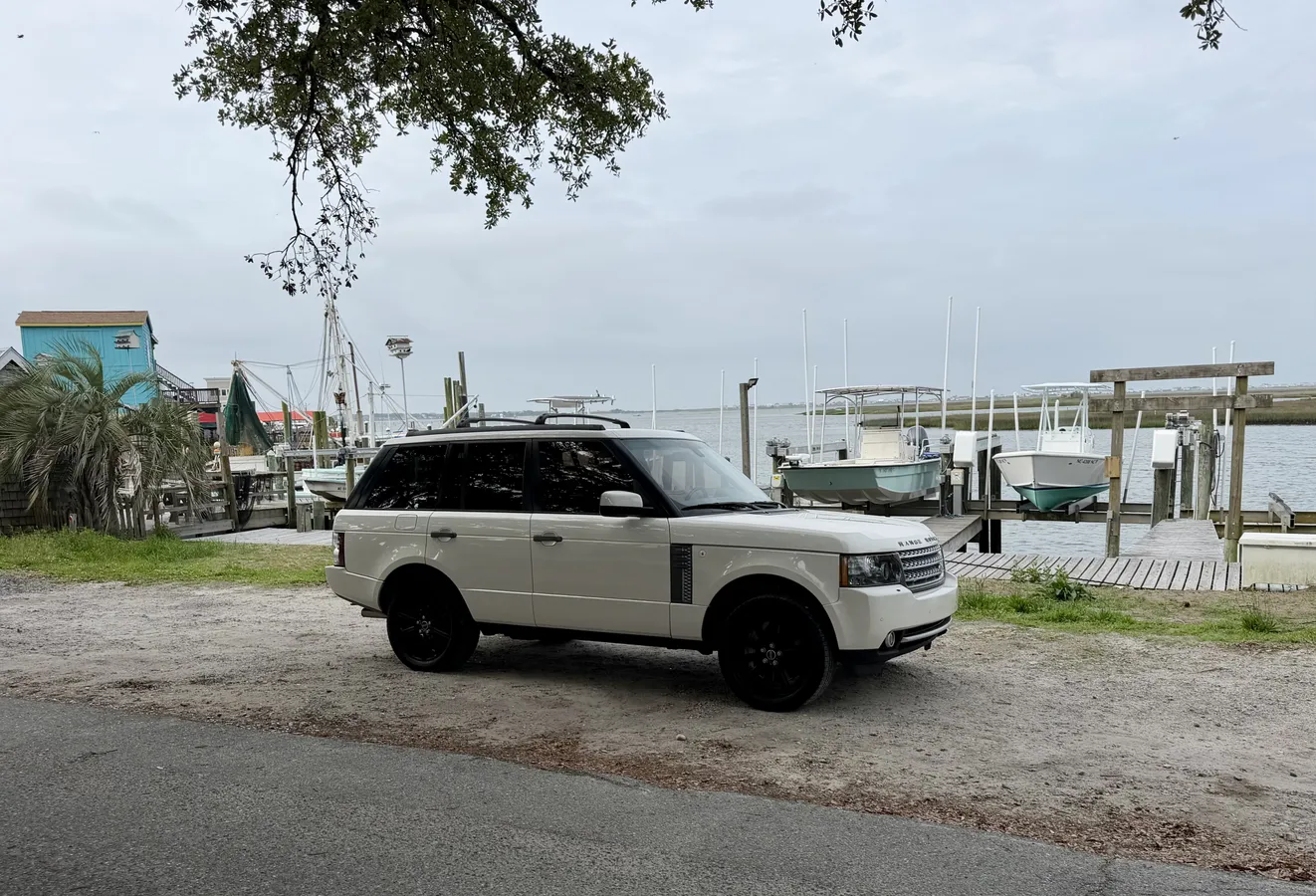 2010 Range Rover Supercharged HSE Luxury