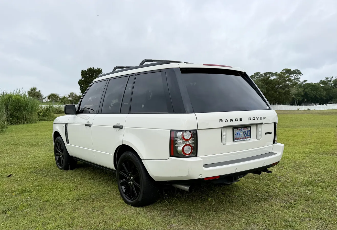 2010 Range Rover Supercharged HSE Luxury