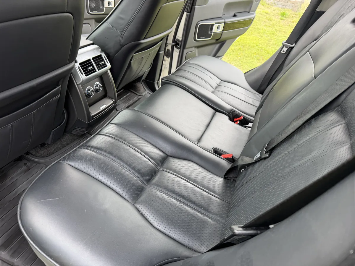 2010 Range Rover Supercharged HSE Luxury