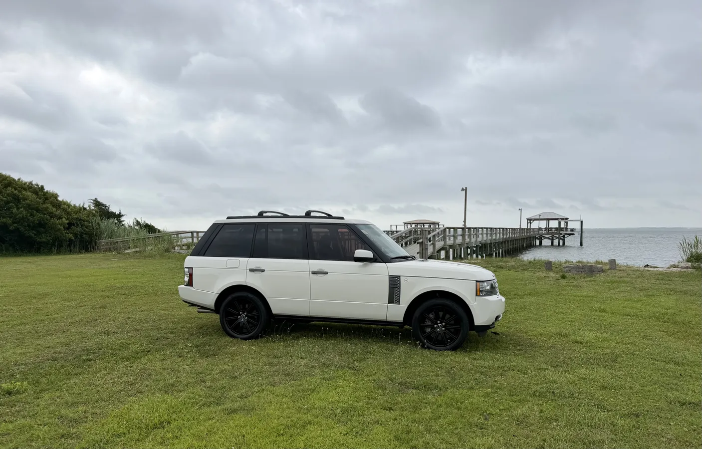 2010 Range Rover Supercharged HSE Luxury