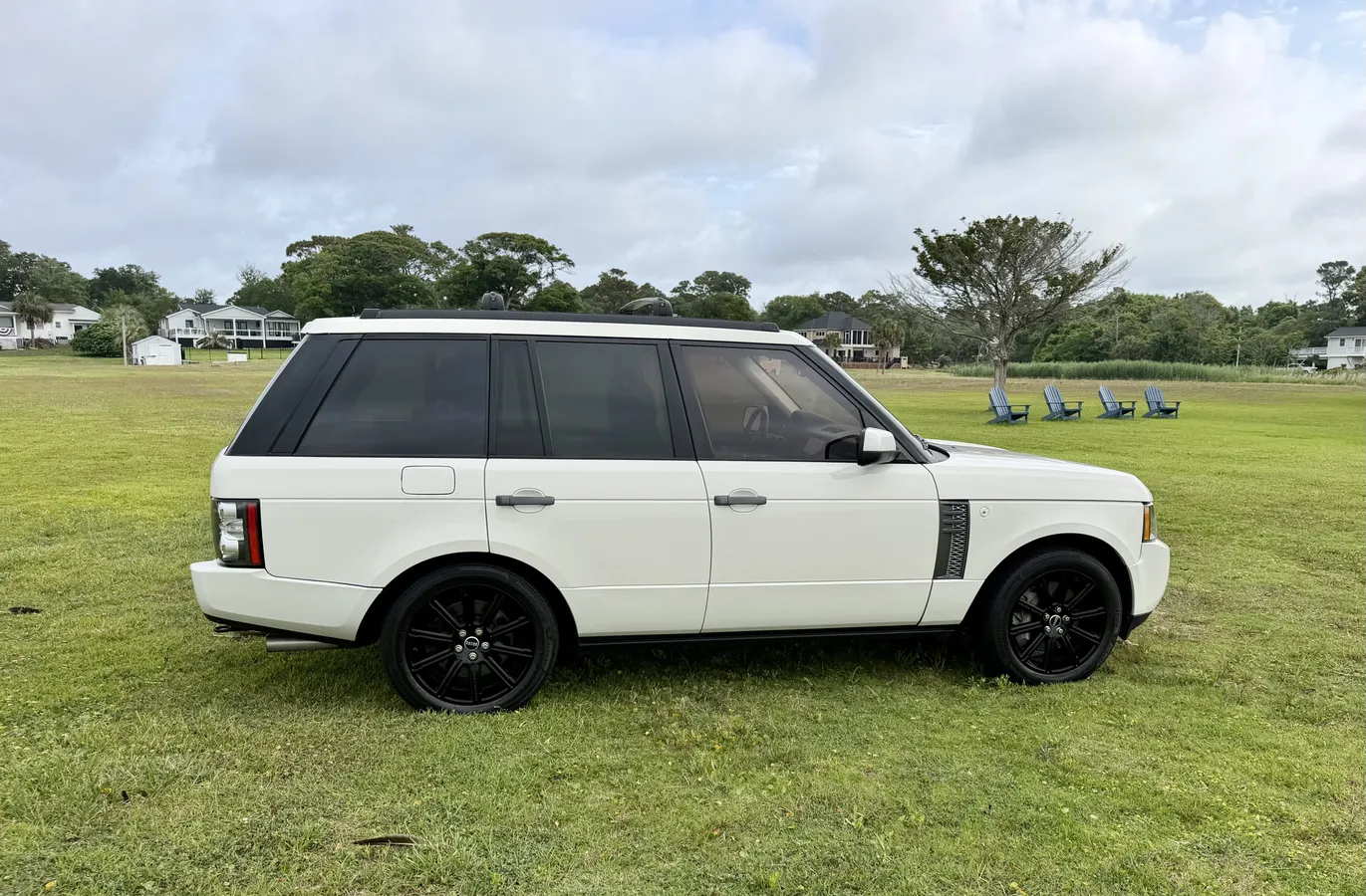 2010 Range Rover Supercharged HSE Luxury