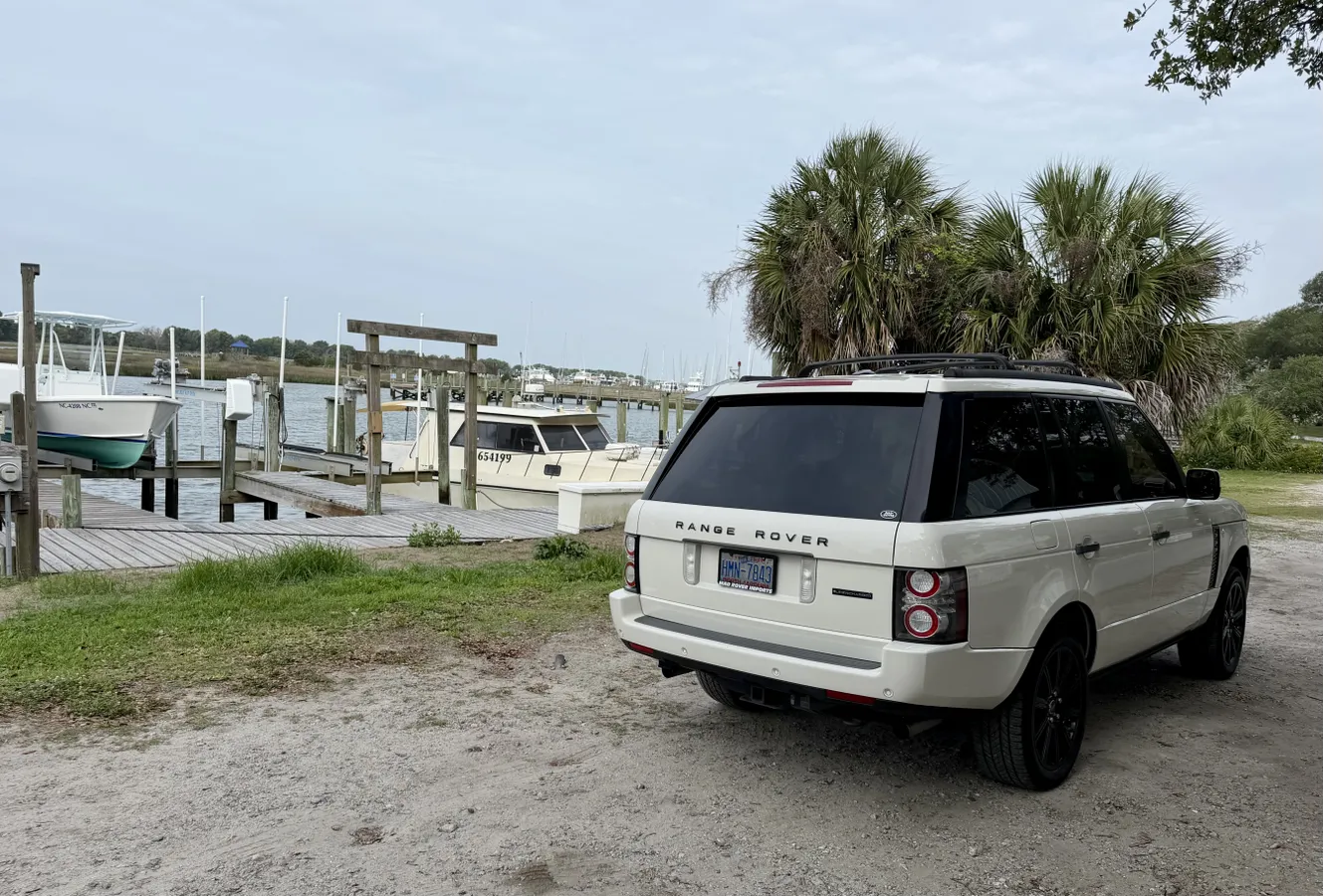 2010 Range Rover Supercharged HSE Luxury