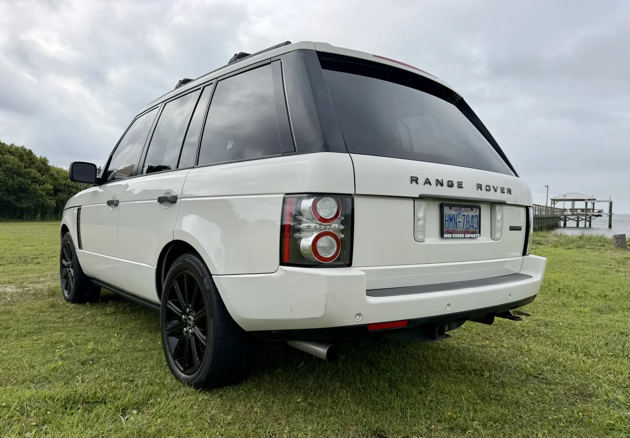 2010 Range Rover Supercharged HSE Luxury - 3