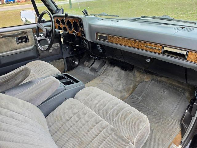 1989 Chevrolet Suburban R2500 Silverado