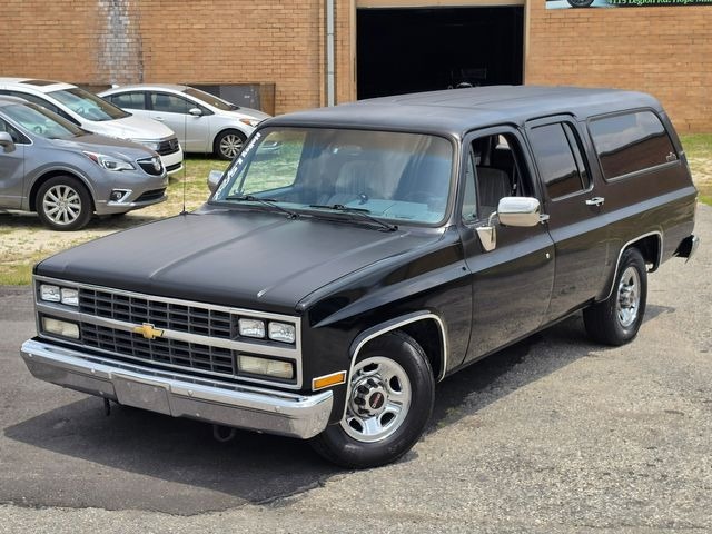1989 Chevrolet Suburban R2500 Silverado - 5